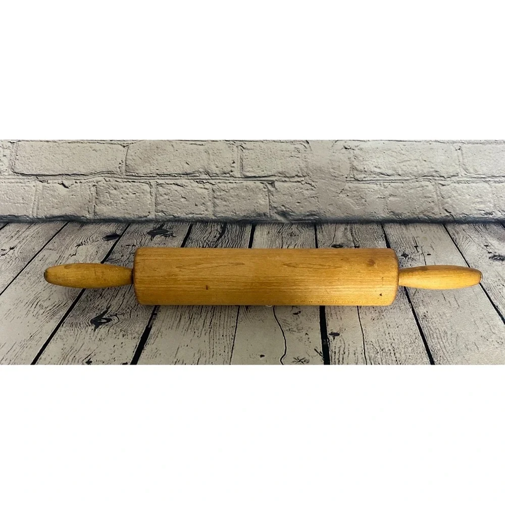 Vintage 10.5' Wooden Rolling Pin Primitive Country Farmhouse Decor for Kitchen
